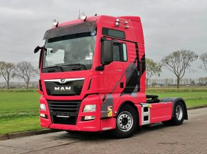 VENDE-SE CAMIÃO MAN 18.500 TGX